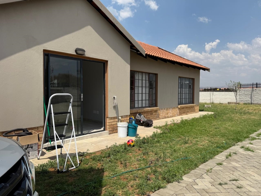 3 Bedroom Property for Sale in Waterkloof North West
